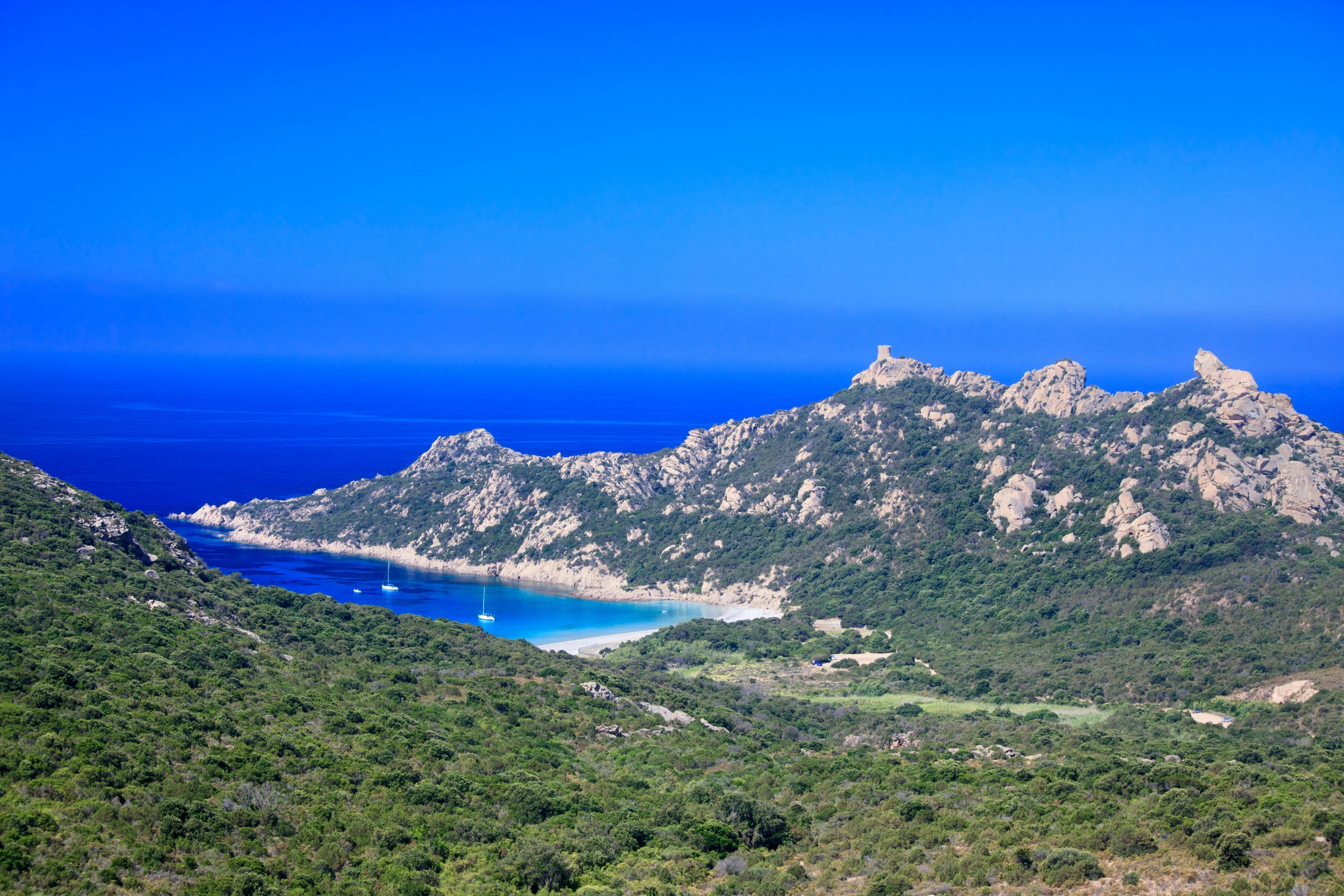 Baie_de_Roccapina,_Corsica[1].webp